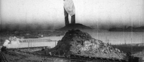Перегляд фільму Дзиґи Вертова “Одинадцятий”(1928) в рамках виставки “Харків-Залізобетон”